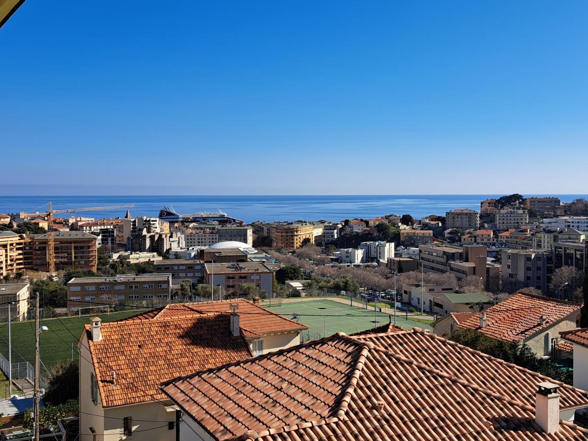 Grand T2 Proche Centre Ville, Vue Mer Et Montagne Bastia  Esterno foto