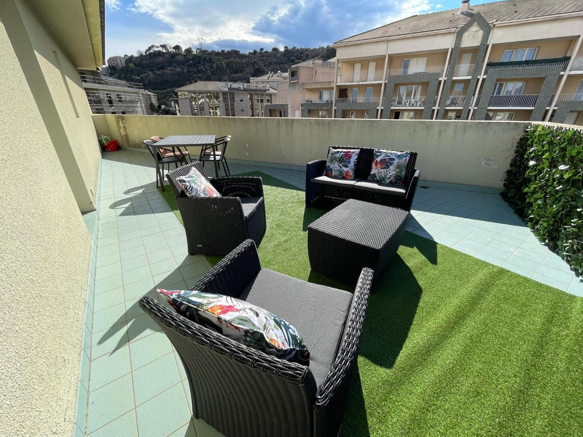 Grand T2 Proche Centre Ville, Vue Mer Et Montagne Bastia  Esterno foto